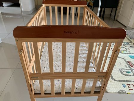 BABYHUG Hamilton Wooden Cot, Dimensions - L108×W68×H89 cm Online Hot Sale