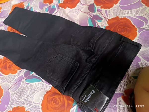 Black jeans Online