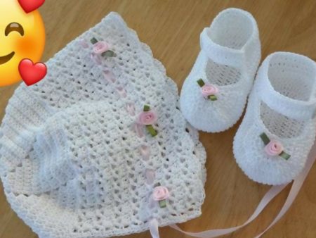 Baby Booties with Cap, Hand Crocheted Discount