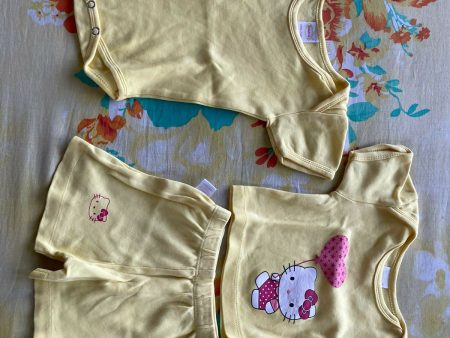 GRANDMA S Yellow Colour - Set of Half Sleeves TShirt with Round Neck, Shorts and Onesie Online