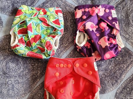 3 BABYHUG free size reusable diapers with inserts on Sale