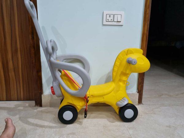 LUVLAP Sunny Giraffe push and scoot rider   Ride on Hot on Sale