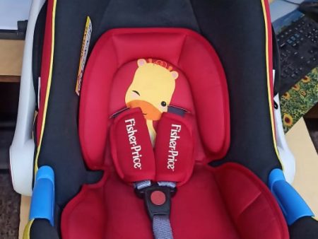 FISHERPRICE Carry cot Cum Car Seat Sale