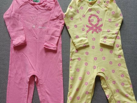 United Colors of Benetton Pack of 2 Pure Cotton Rompers for Girl For Sale