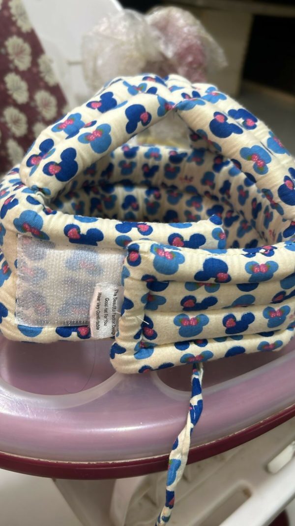 Baby adjustable safety helmet Minnie mouse print white blue Supply