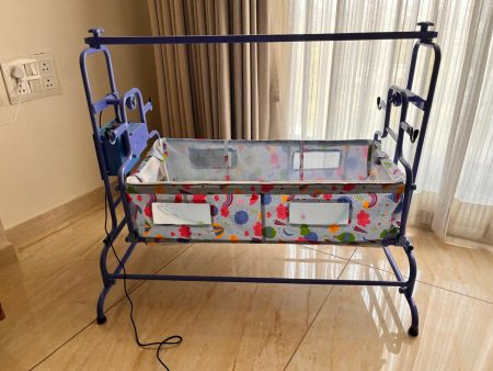 BUTTERFLY Noiseless Automatic Cradle With multiple speed setting and auto cut off For Cheap