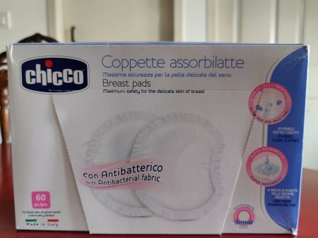 CHICCO Breast Pads (Pack of 39) For Sale